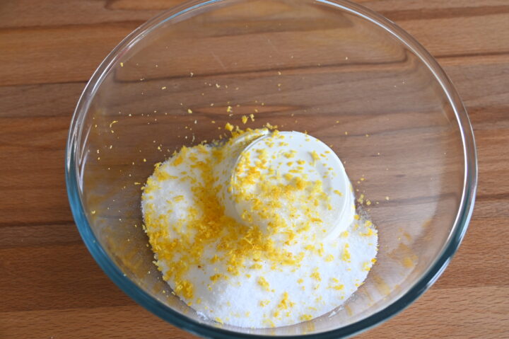 Ciambella Ricotta e Fragole
