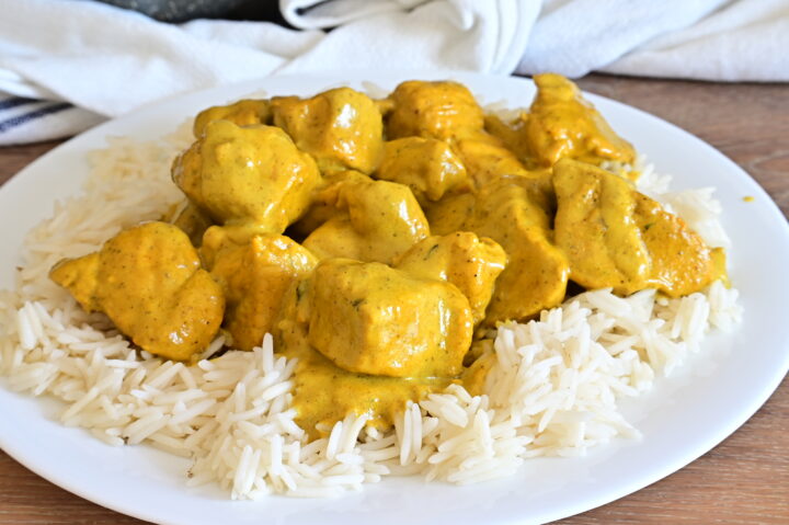 Pollo al Curry cremoso
