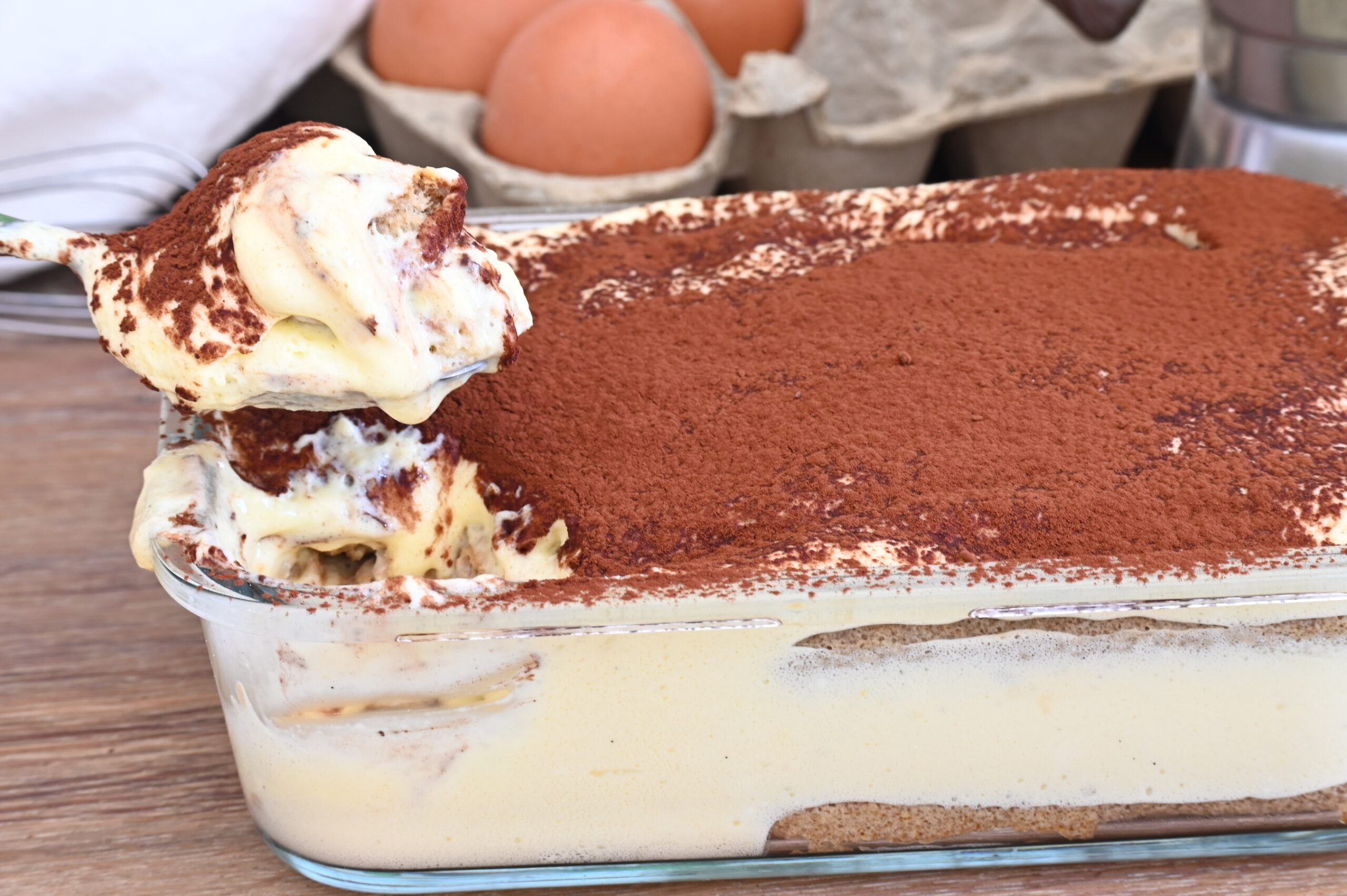 Tiramisù con Uova Fresche