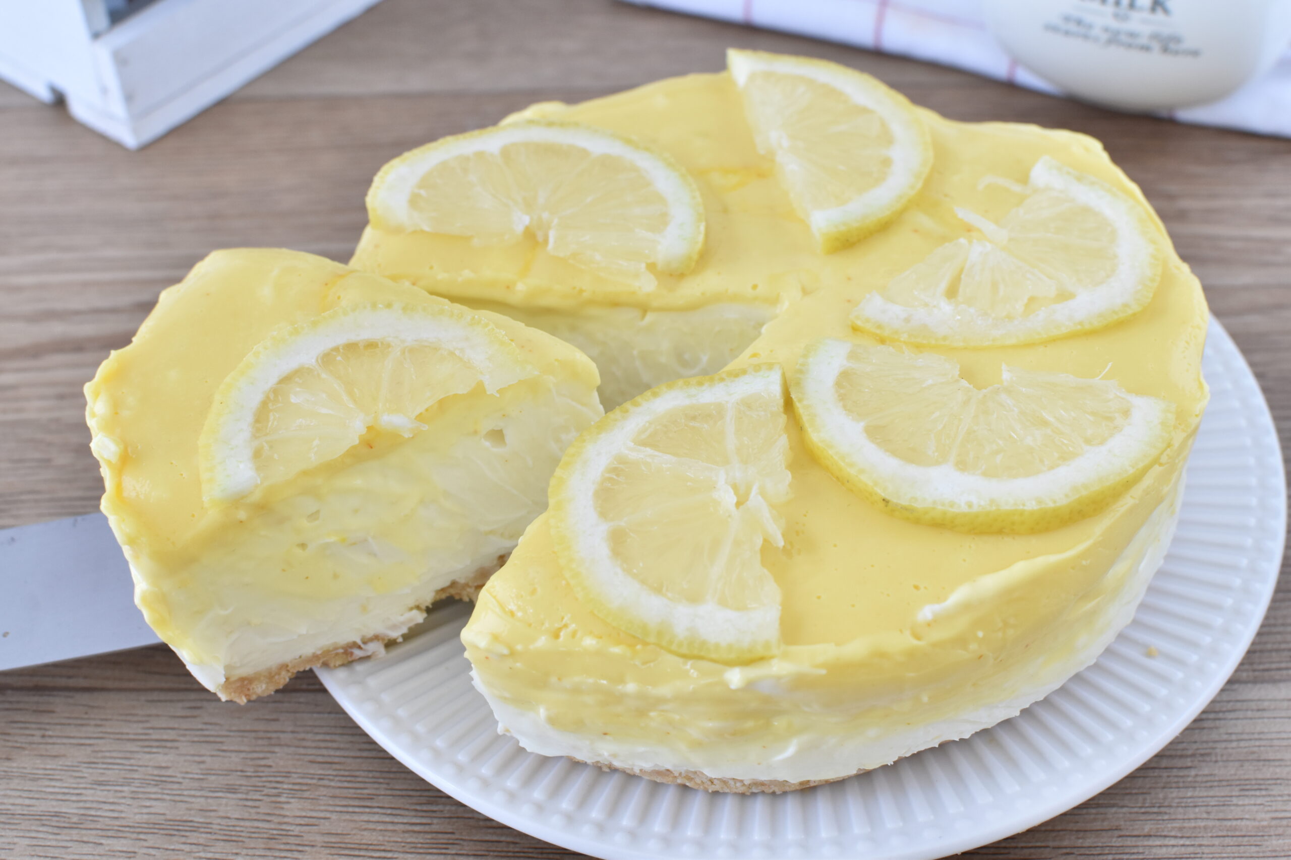 Torta Fredda allo Yogurt e Cioccolato Bianco