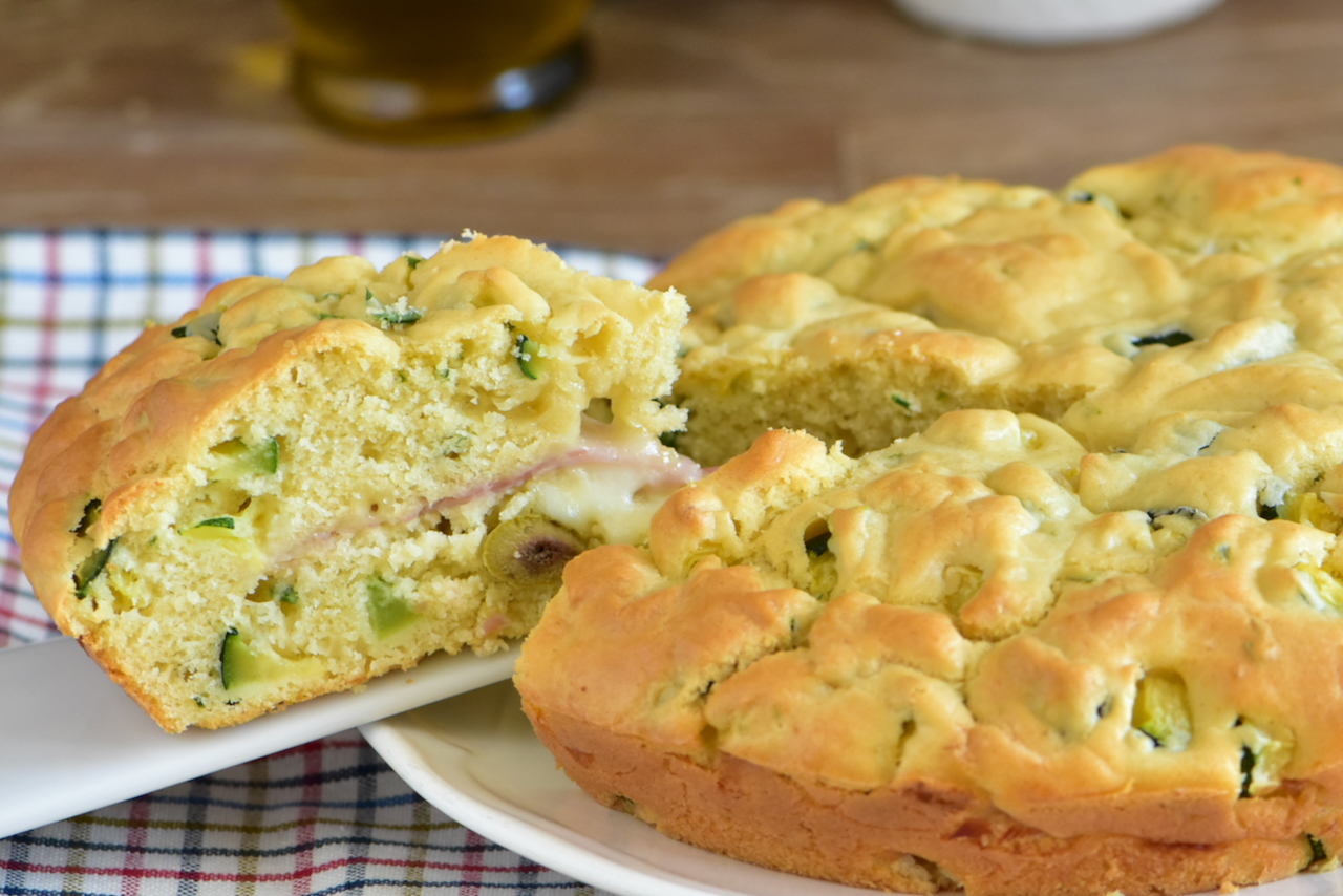 Torta Salata in Padella Prosciutto e Provola