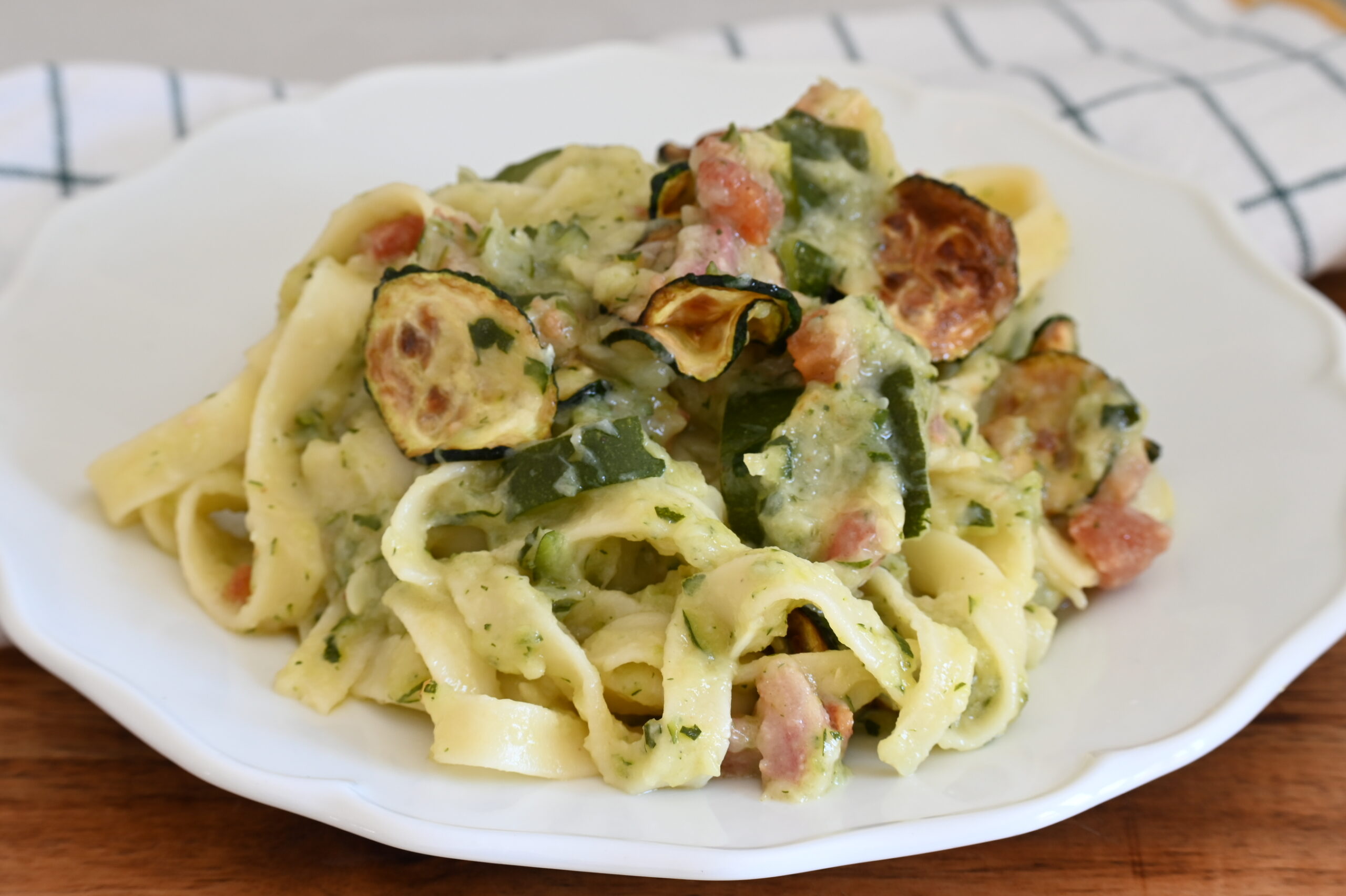 tagliatelle con crema di zucchine
