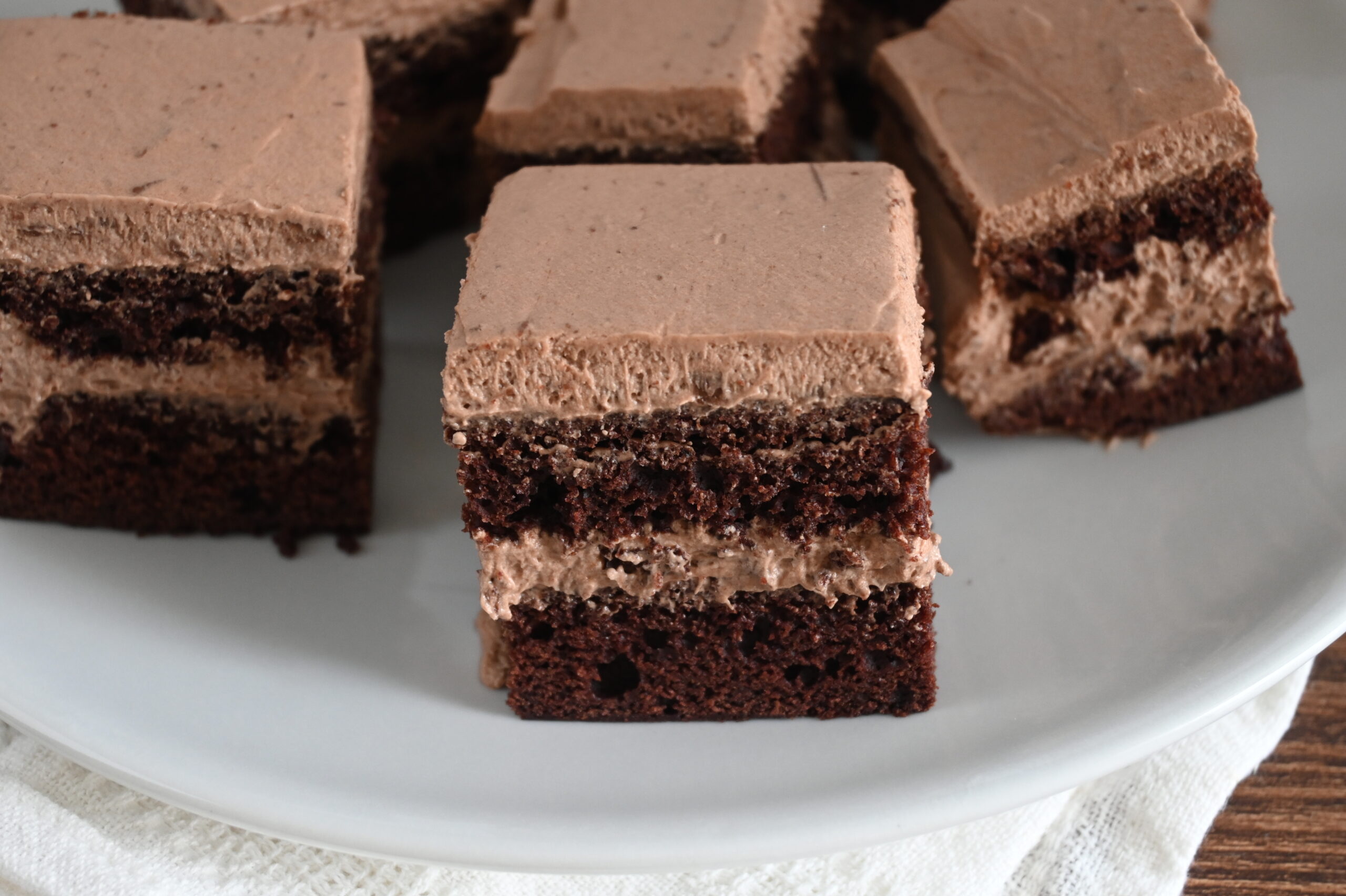 QUADROTTI MOUSSE al CIOCCOLATO il dolce fresco e facile