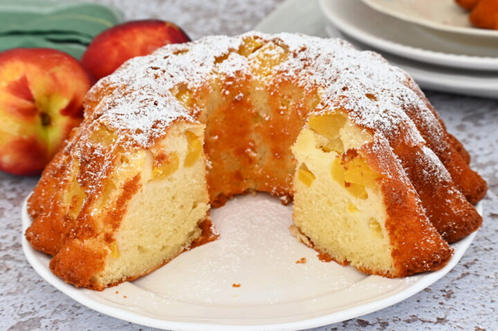 ciambella alle pesche e cocco