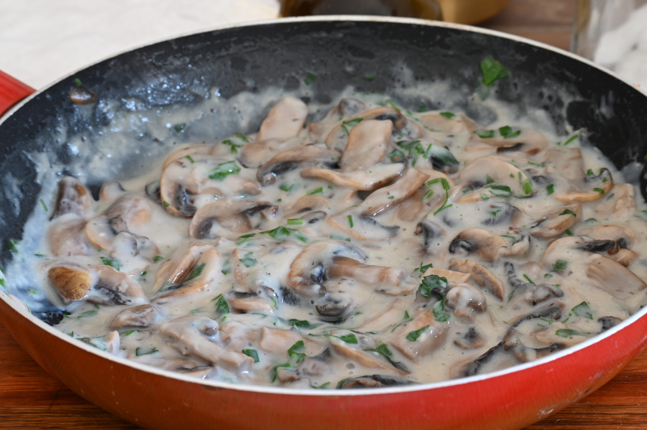Funghi champignon in Padella Cremosi Senza panna con farina