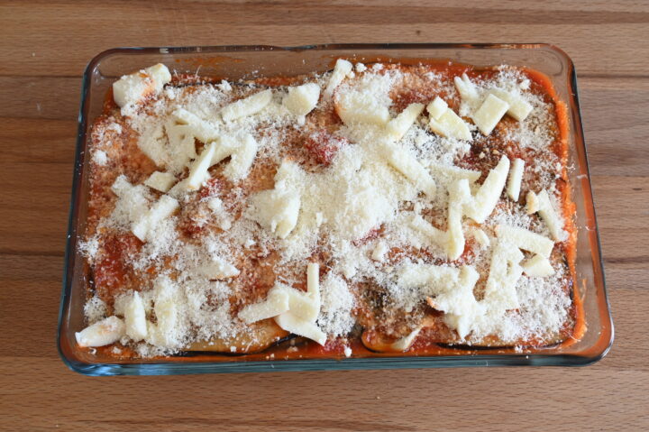 aggiunta alla parmigiana del parmigiano