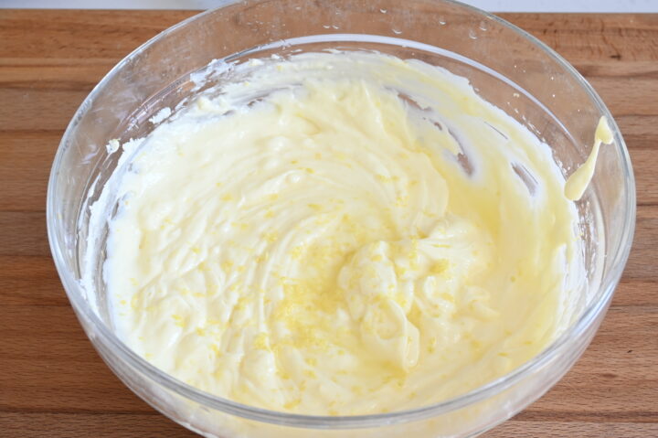 Come preparare la Torta allo Yogurt e Albicocche