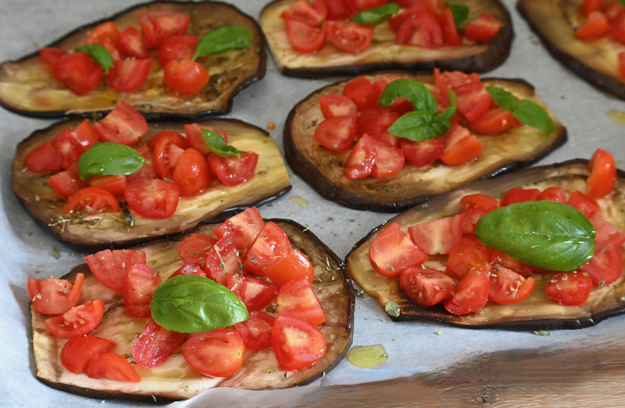 Melanzane con Pomodorini in Friggitrice ad Aria contorno leggero