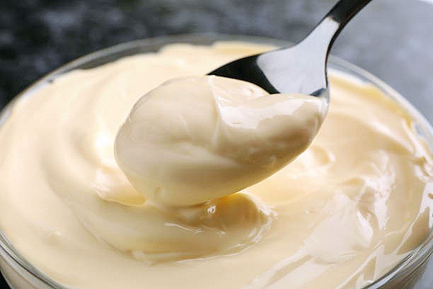 Crema pasticcer al cioccolato bianco