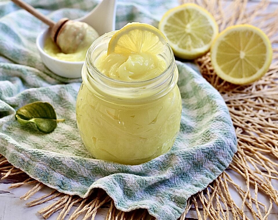 Crema al limone pronta in 5 minuti, senza latte e senza uova