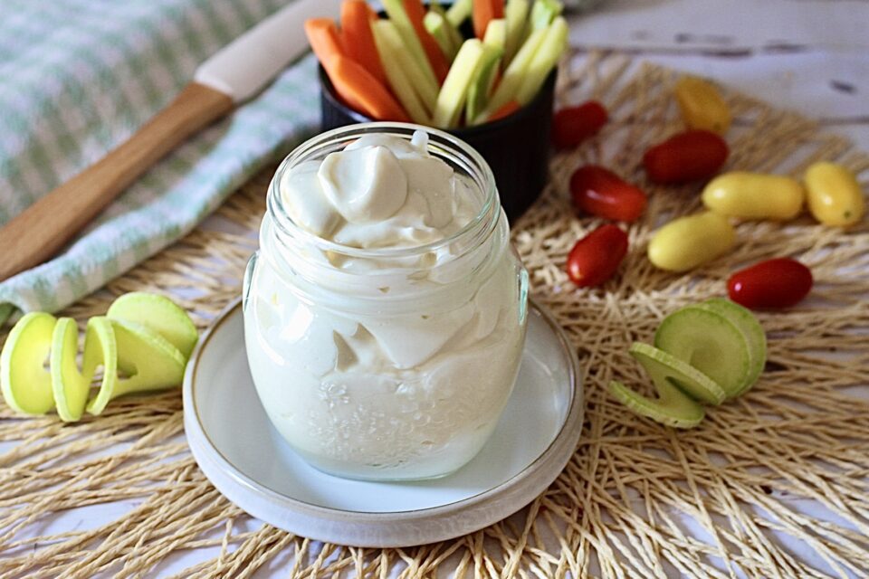 Maionese furba di albumi, meno calorie, pronta in 2 minuti, e non impazzisce!