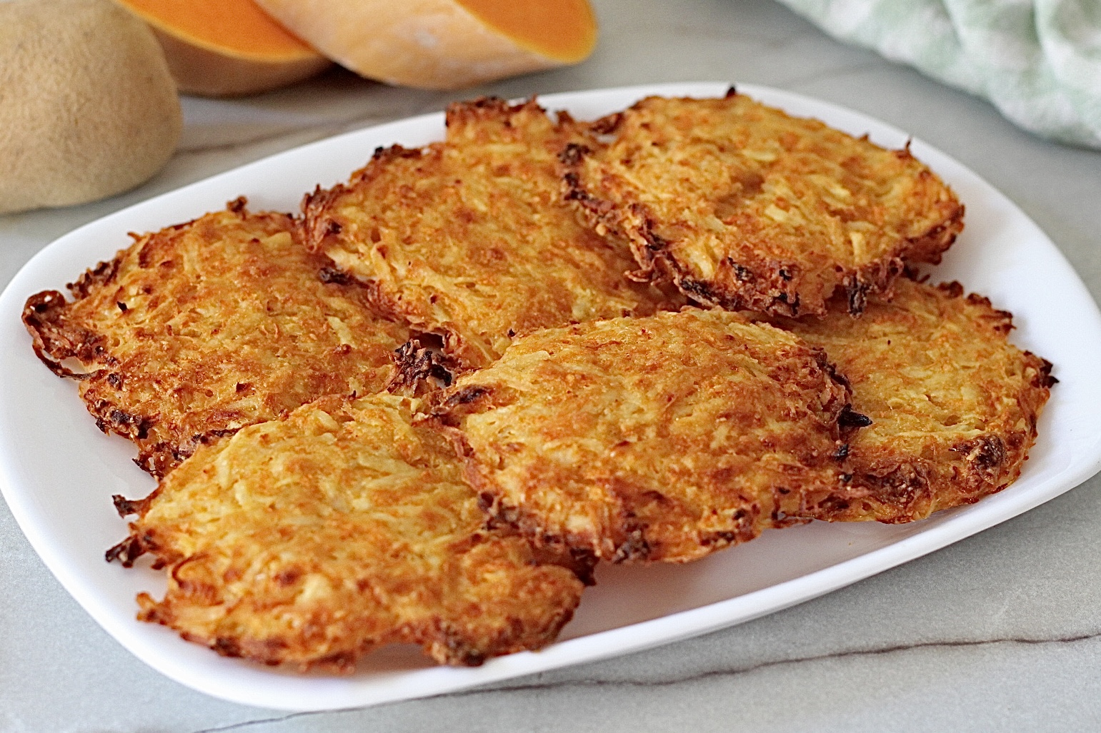 Patate Rosti Rosti di zucca e patate, croccanti e SENZA UOVA. - Blog di ricette salutari
