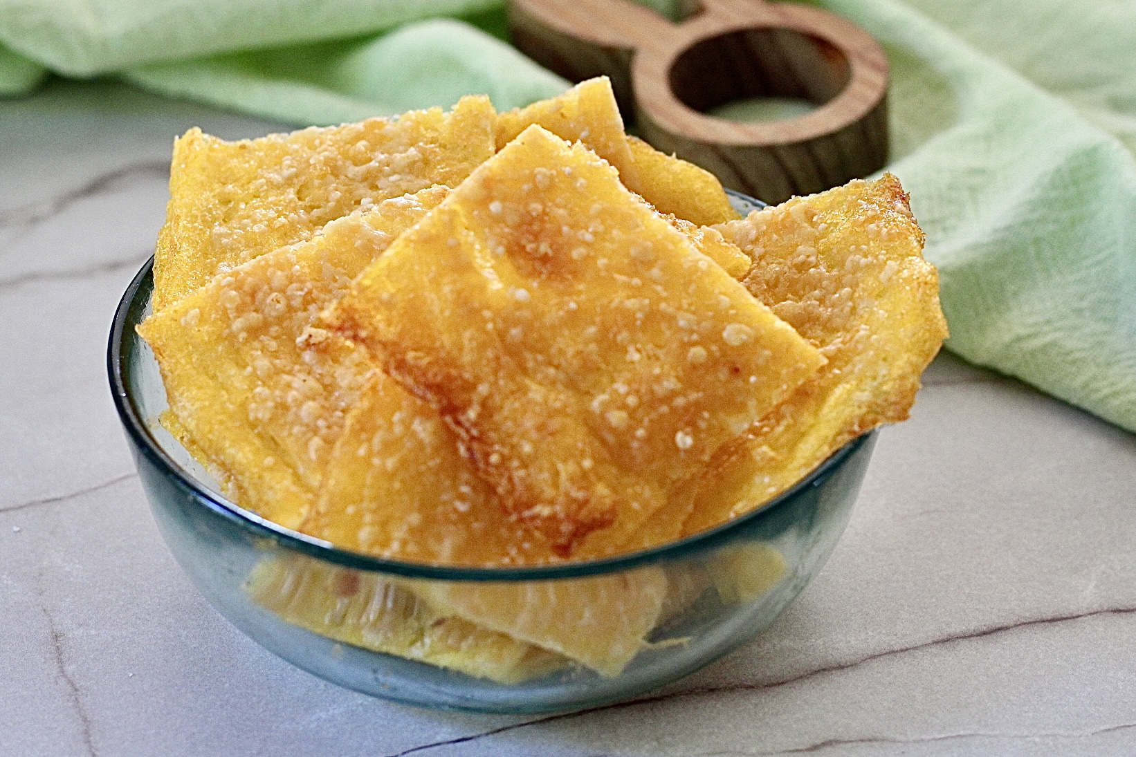 Lo snack sano e senza glutine, chips di polenta e parmigiano al forno