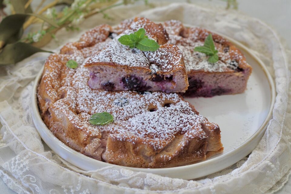 tortino ai mirtilli e yogurt