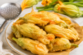 Come fare i fiori di zucca in pastella croccanti, leggeri e NON UNTI.