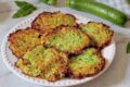 Rosti di zucchine senza farina: il segreto per averli croccantissimi e leggeri in 10 minuti