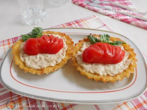 crostatine di patate con tonno crostatine di patate con tonno