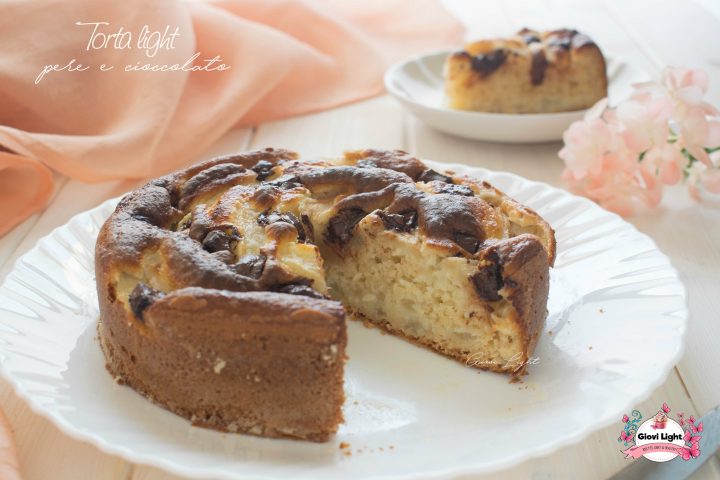 Torta light pere e cioccolato
