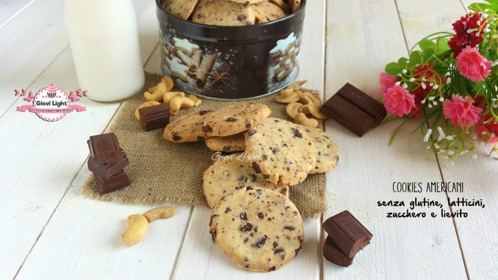 Cookies americani senza glutine, latticini, zucchero e lievito