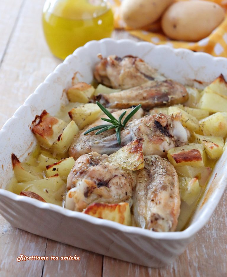 Alette di pollo con patate al forno - Ricetta Secondo Piatto