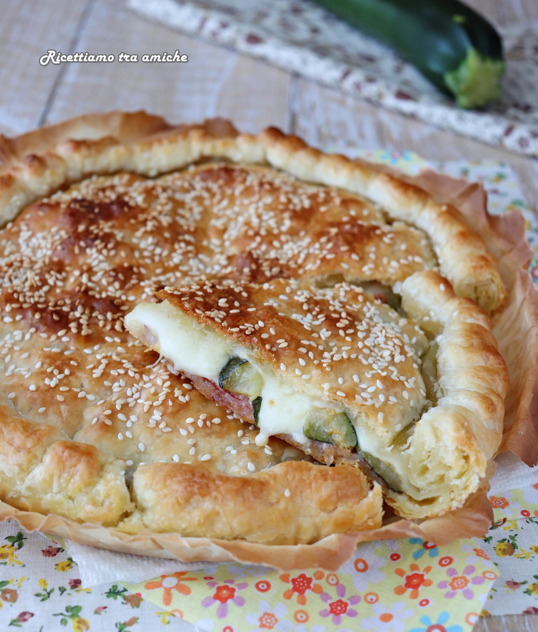 Torta Salata Con Zucchine Salame E Mozzarella Ricetta Veloce