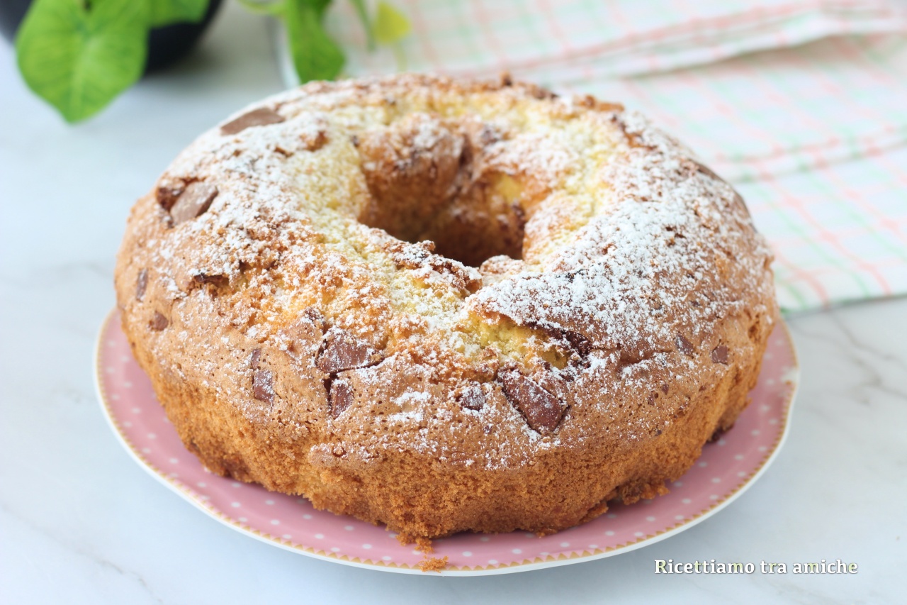 Ciambella con cioccolato al latte