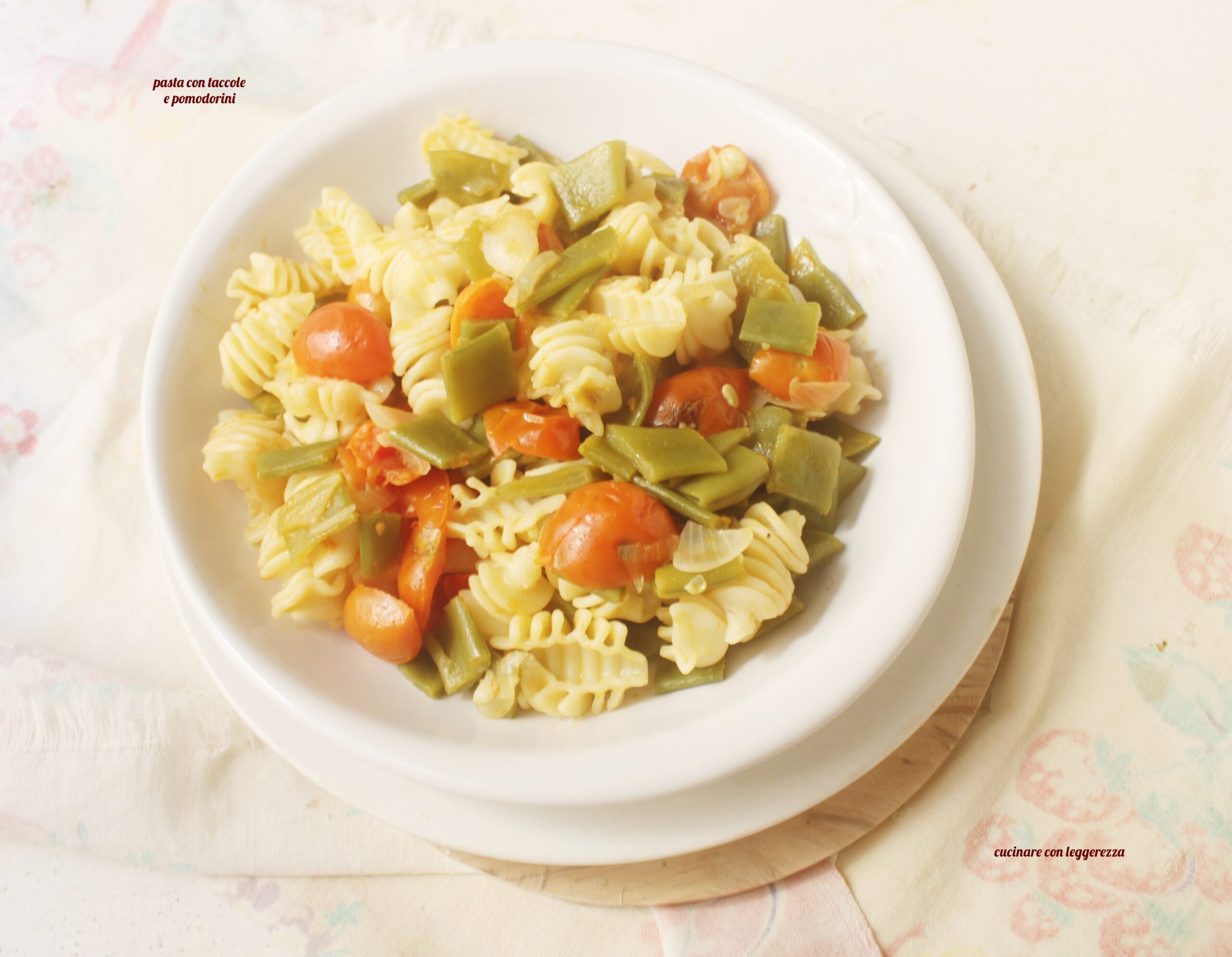 pasta con taccole e pomodorini
