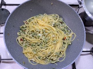 Spaghetti con pesce alla Palermitana