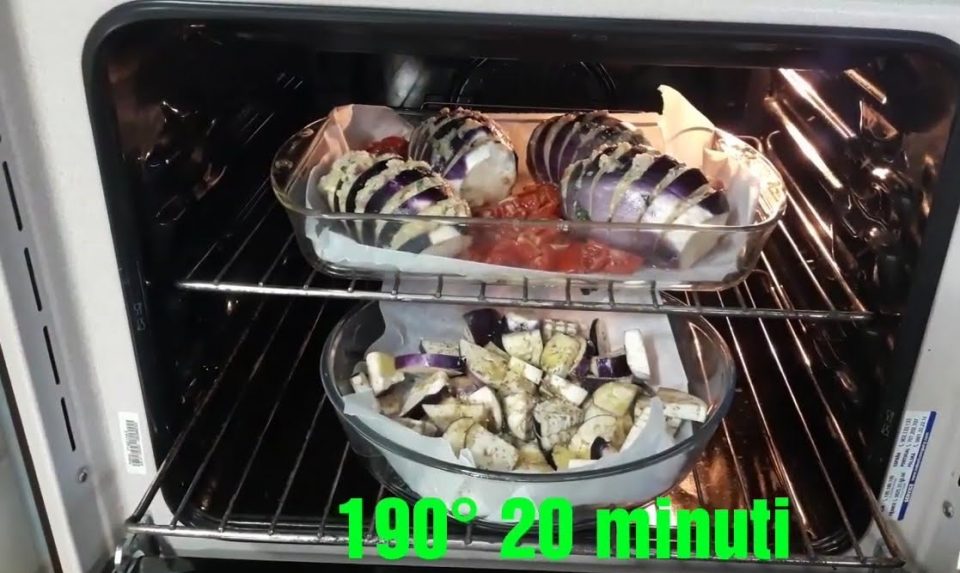 Melanzane a fisarmonica ripiene di pesce spada