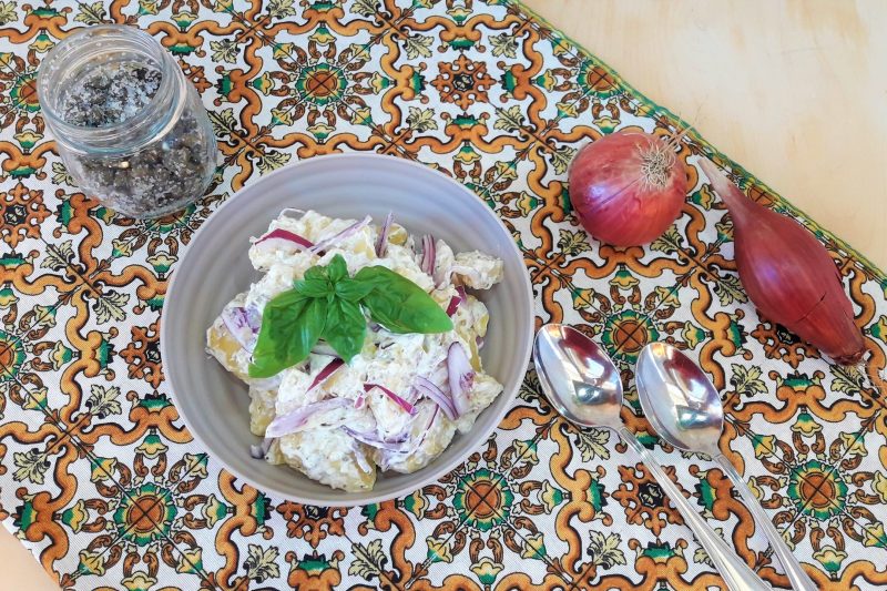 Insalata Mediterranea di patate e yogurt