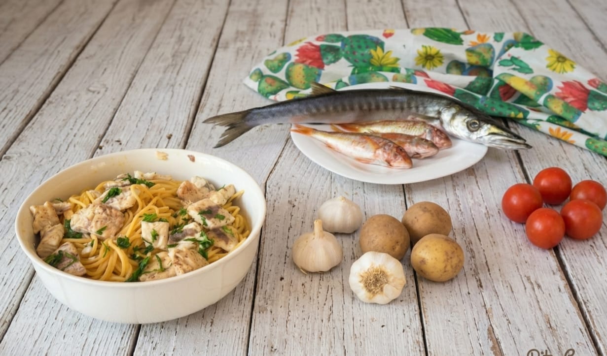 Spaghettata con luccio di mare o barracuda