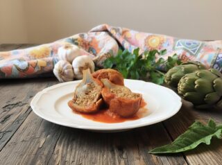 Cuori di carciofo ripieni al sugo