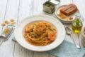 Spaghetti cremosi con zucchine gamberoni e bottarga fatta in casa