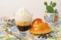 Granita caffè con panna e brioche