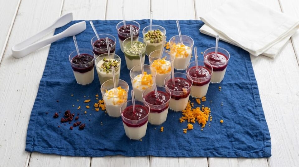 Mini cheesecake alla frutta light da buffet