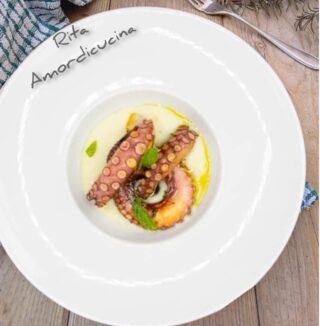 Polpo tostato su crema di patate