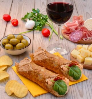 Cannoli mignon salati finger-food