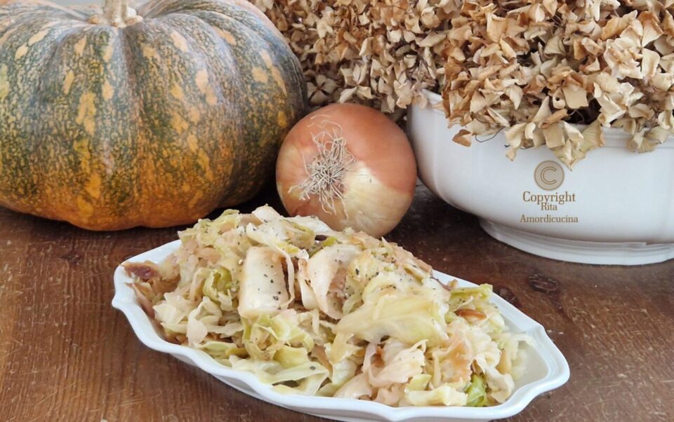 Cavolo cappuccio stufato in padella