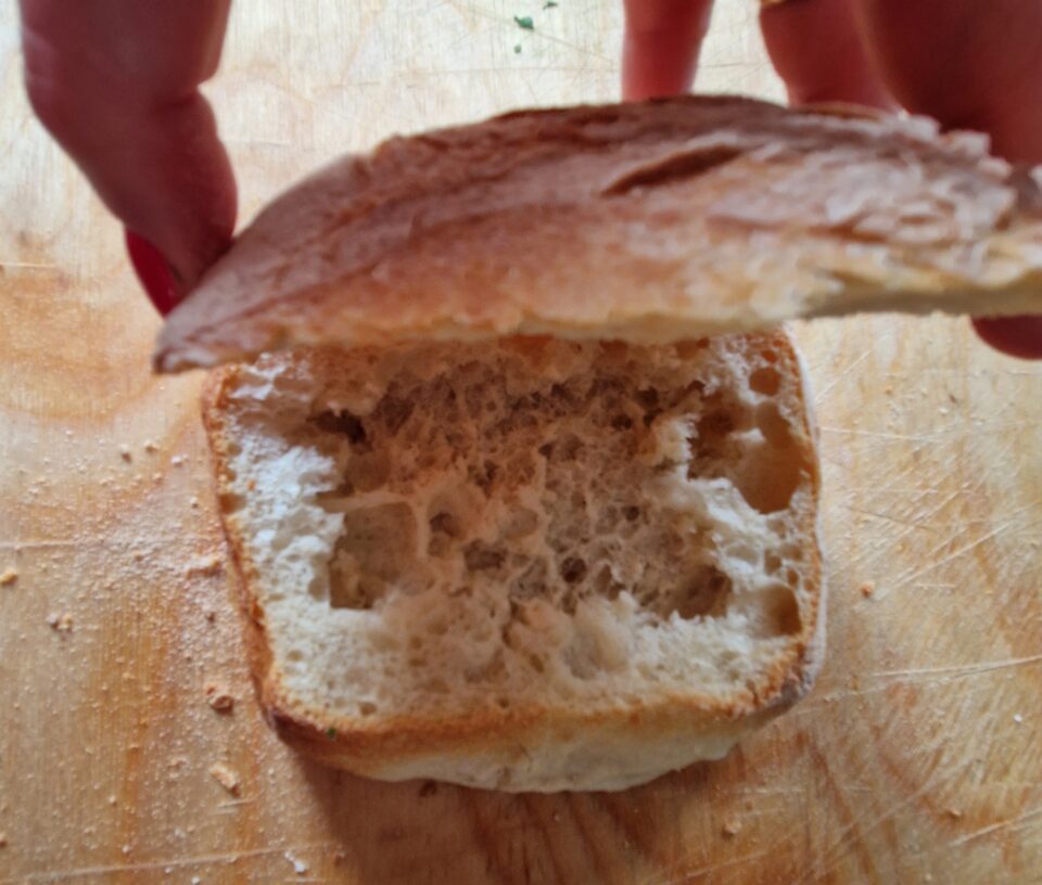 pane aperto