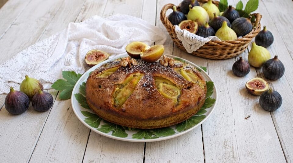 Torta di fichi e noci con farina integrale