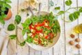 Insalata di ceci e verdure crude
