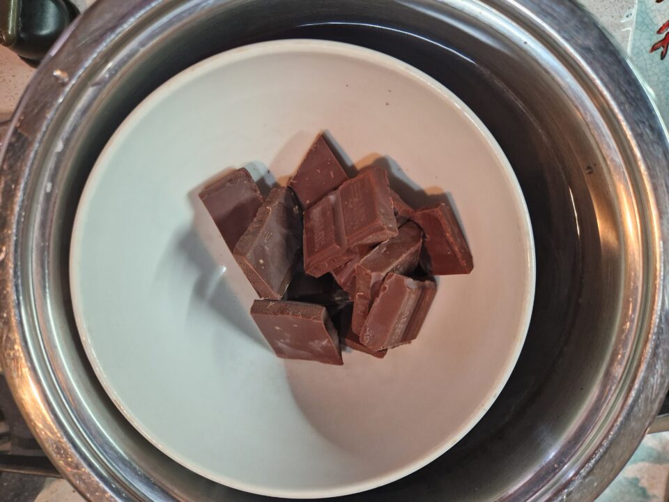 cioccolato fondente a bagno Maria