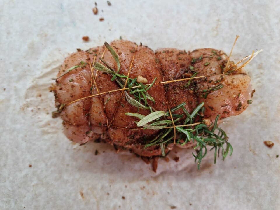 Il prosciutto di pollo arrosto