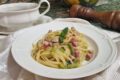 Le linguine con asparagi e pancetta croccanti