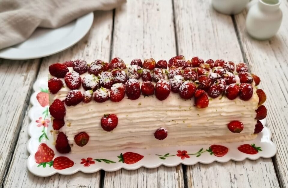 Il rotolo fragole e panna