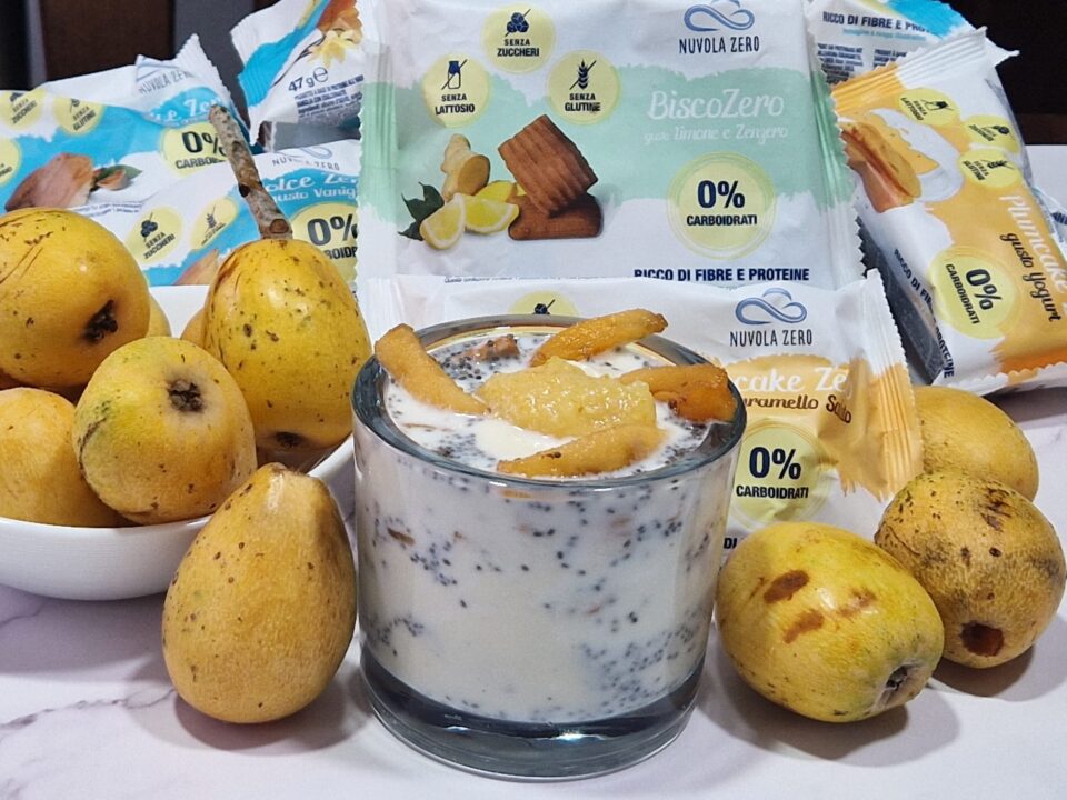 Chia Pudding con Bisco Zero e Nespole