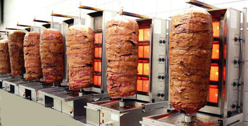 kebab origine e sviluppo dello spiedo in posizione verticale