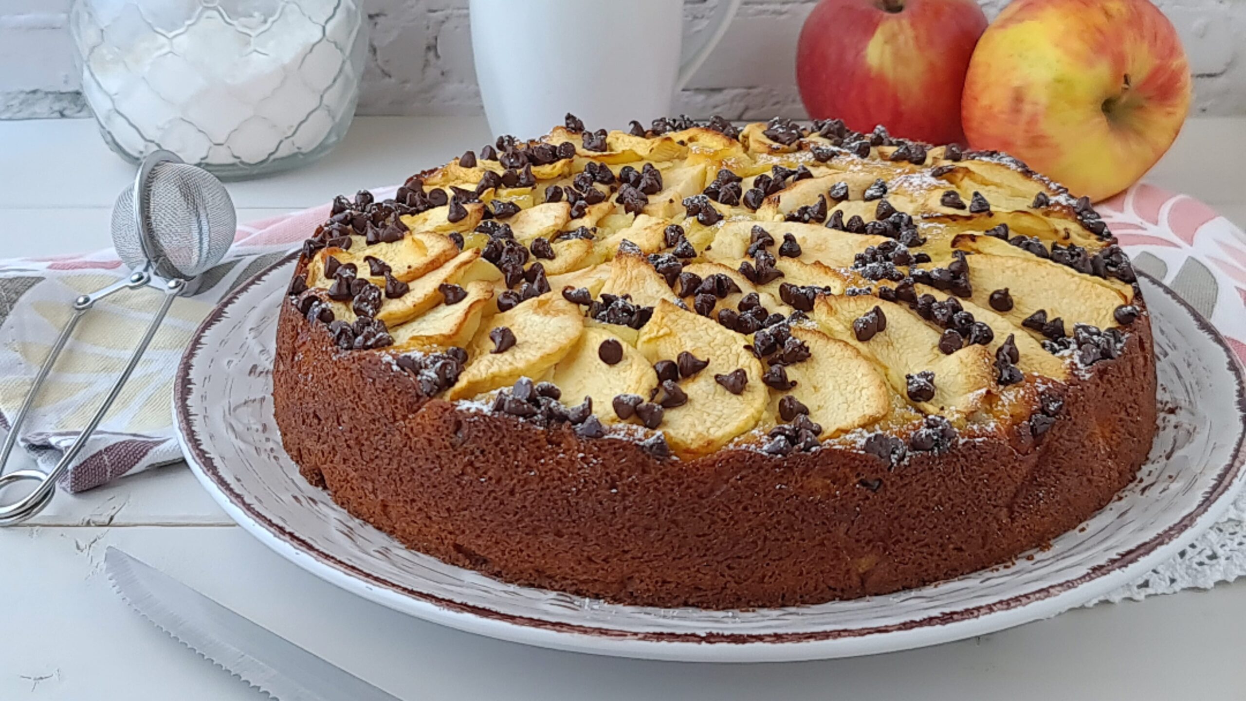 Torta di mele ricotta e gocce di cioccolato - Rosly a passion for pastry