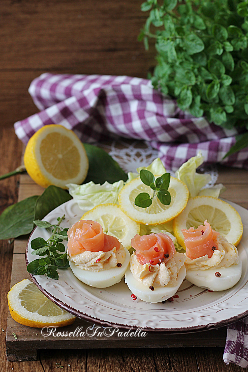 uova cremose al salmone, antipasto facile con salmone ...