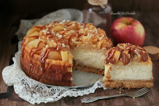 cheesecake alle mele e caramello